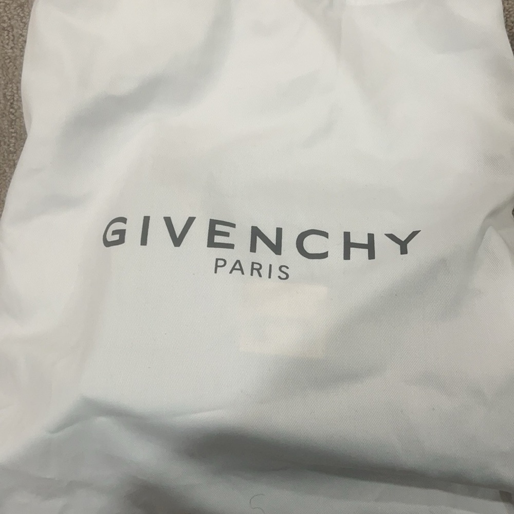 Givenchy Black Small GV3 Bag - Picture 6 of 6